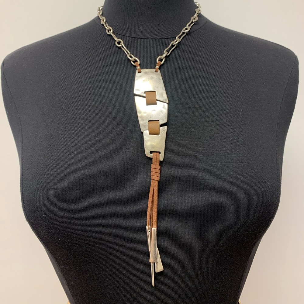 New silver necklace.